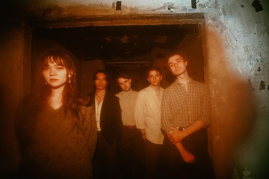 Ain’t – “Teething”